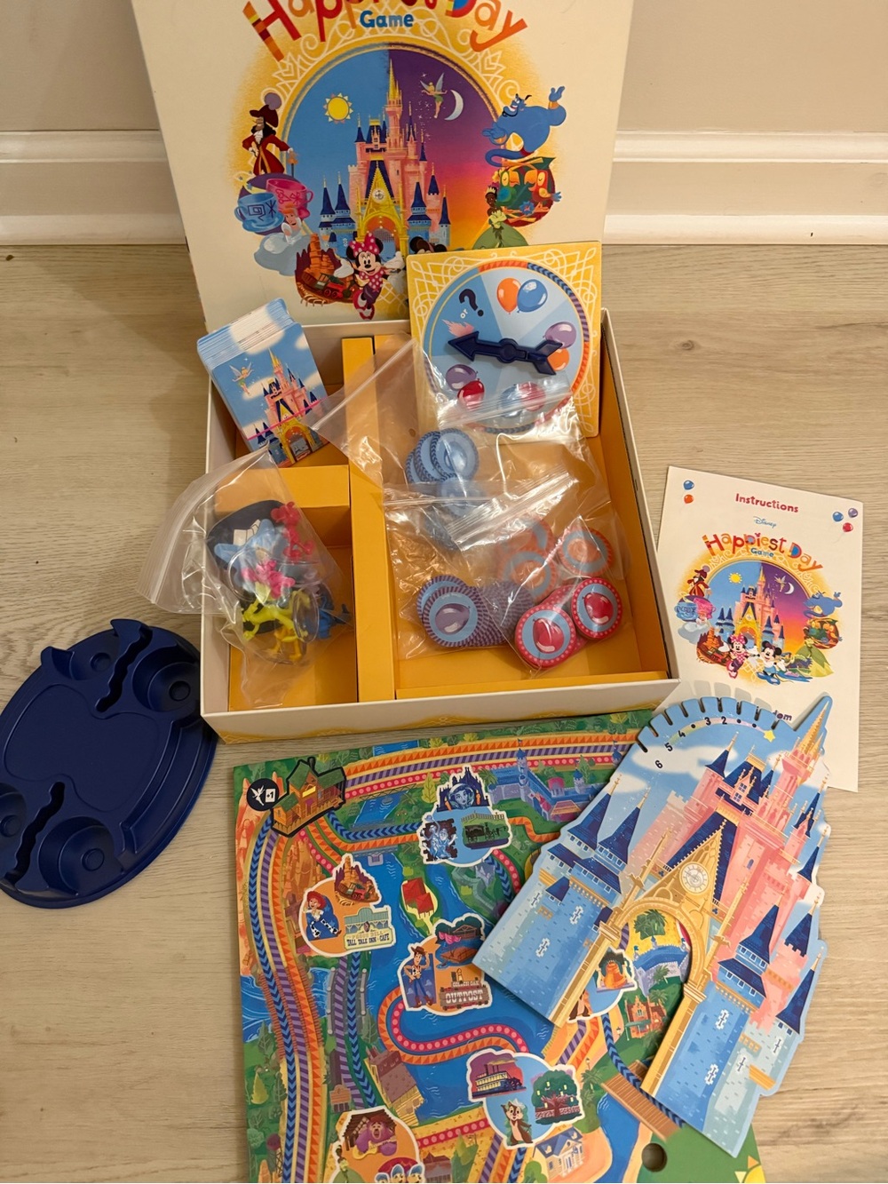 Funko Pop Disney Happiest Day Board Game - Blue, Pink, Yellow